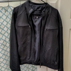 Unisex black leather jacket - size medium from Italy
